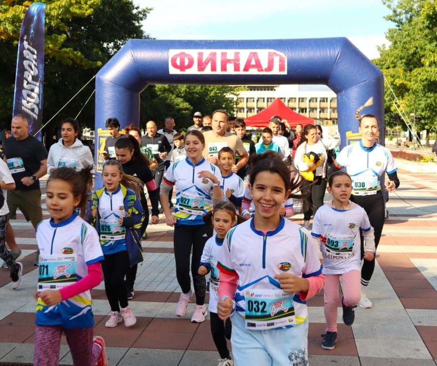 „Голямото градско бягане“ привлече над 100 ентусиасти в Благоевград