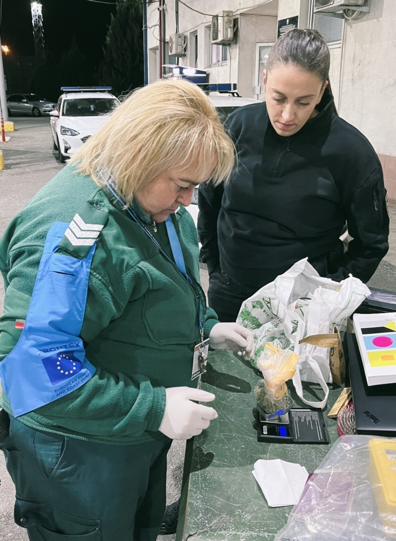 Съвместна акция с Frontex! Граничарка от Кюстендил осуети два опита за трафик на наркотици в Куманово