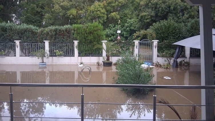 Наводнение в морския курорт Лозенец