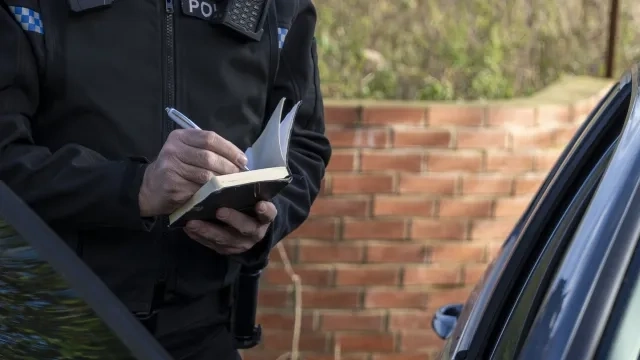 Задържаха чужд гражданин в фалшива книжка край Кулата