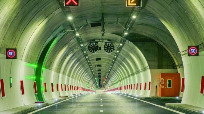 Внимание: Ограничават движението през тунелите „Благоевград“ и „Железница“ към Кулата в неделя през нощта