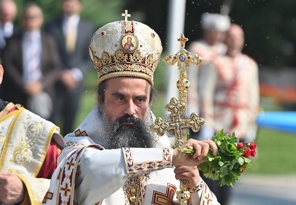 Разлог отбелязва празника на града и 113 години от своето освобождение!Патриарх Даниил с тържествена служба