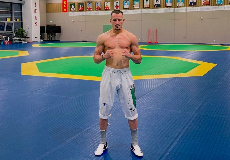 Дупнишкият шамипон Митко Джорджев на лагер с  националите в Китай преди Световното по таекуондо