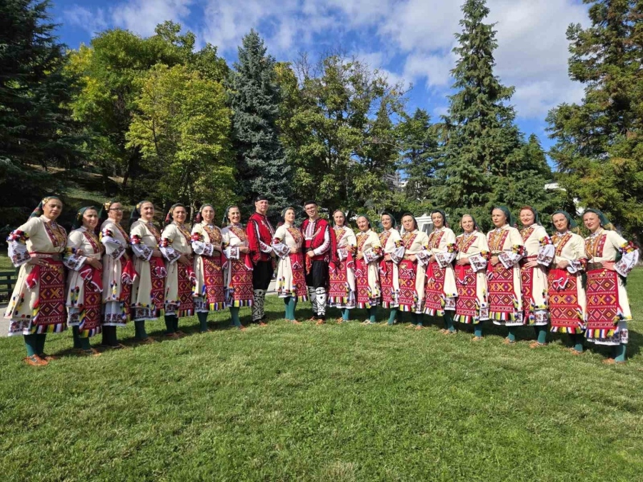 „Бански фукли“ завихри нова награда от фолклорния фестивал в Сандански