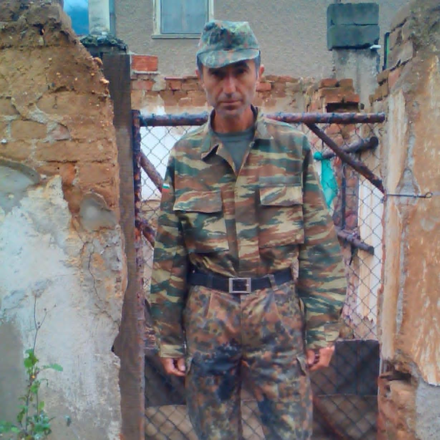 Карат в психиатрията на затвора в Ловеч мъжът, хвърлил „Молотовка” в двора на дупнишката полиция