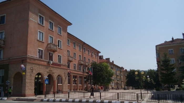 Община Бобов дол избира фирма за снегопочистване на пътищата