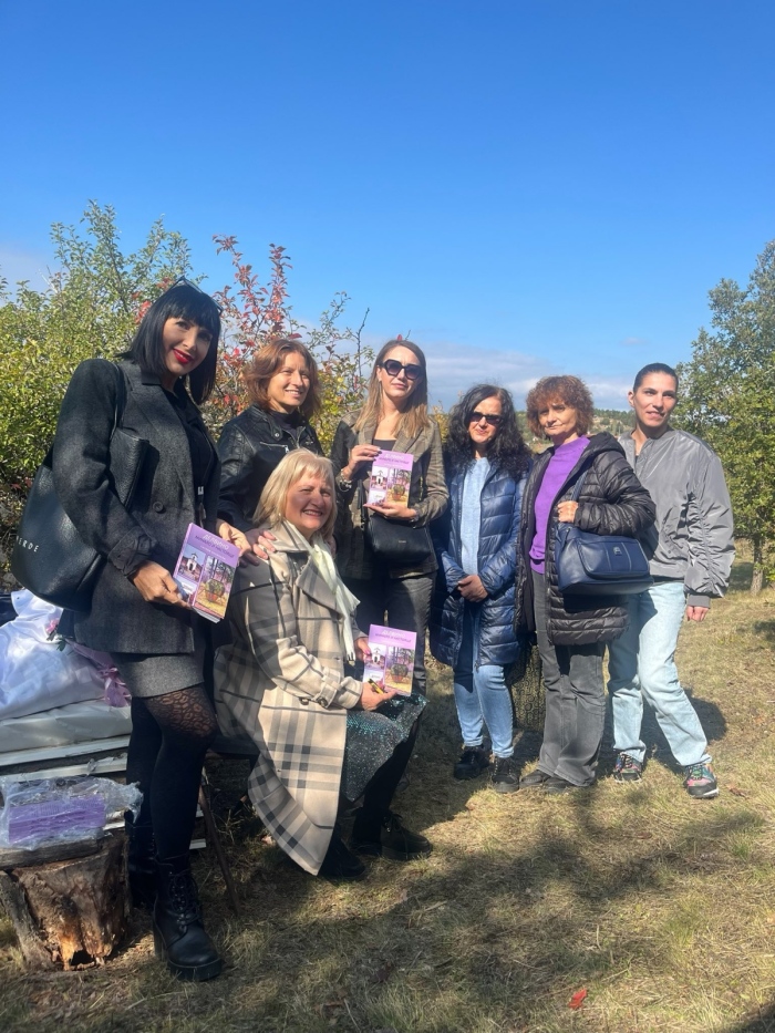 Библиотекар събра историята на Делвино в книга