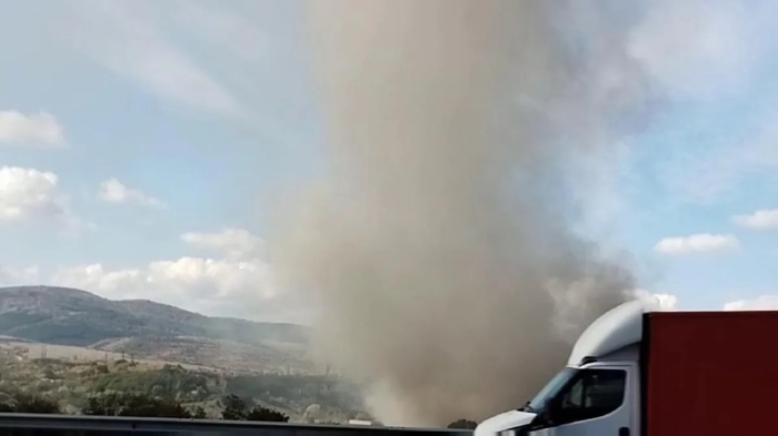 РИОСВ: Няма превишение на нормите за въздуха в Перник след пожара в „Стомана Индъстри“