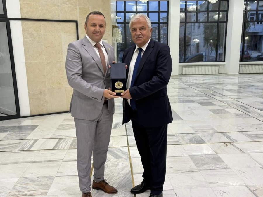 Владимир Москов получи плакет за 30 години кметуване в Гоце Делчев