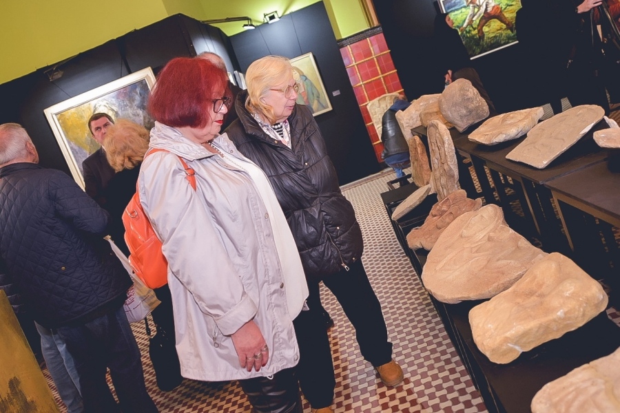 Показаха уникална антична колекция на Боян Радев в Перник