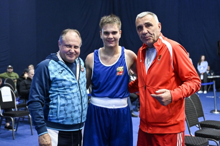 Благоевградският боксьор Валери Тодоров осигури медал за България