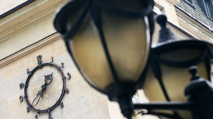 Защо ЕС все още не може да се откаже от смяната на времето