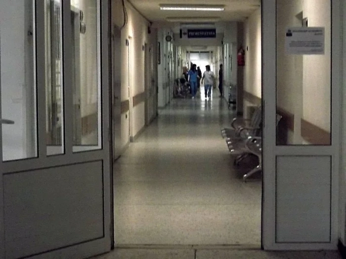 Задържаха перничанин, нарушил прокурорска заповед за защита, от ареста го преместиха в болница