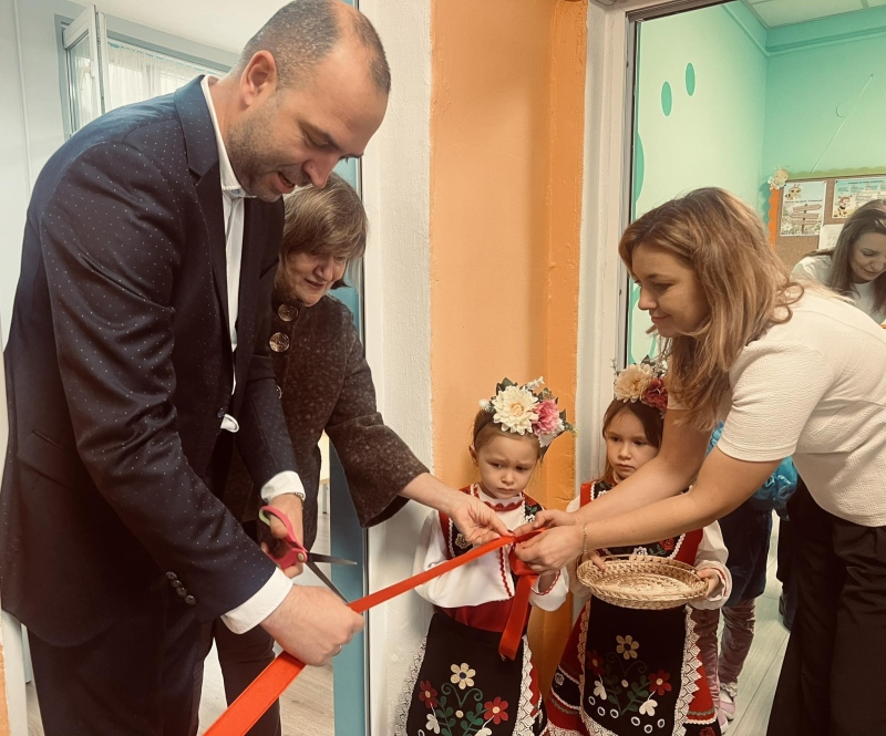 Нова придобивка! Кметът на Кюстендил откри първия СТЕМ кабинет в детска градина