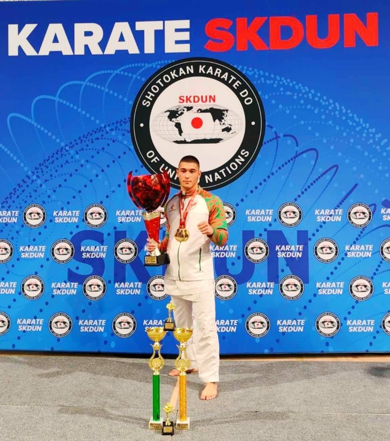 Гордост! Кюстендилският лъв Християн Василев стана световен шампион по шотокан карате