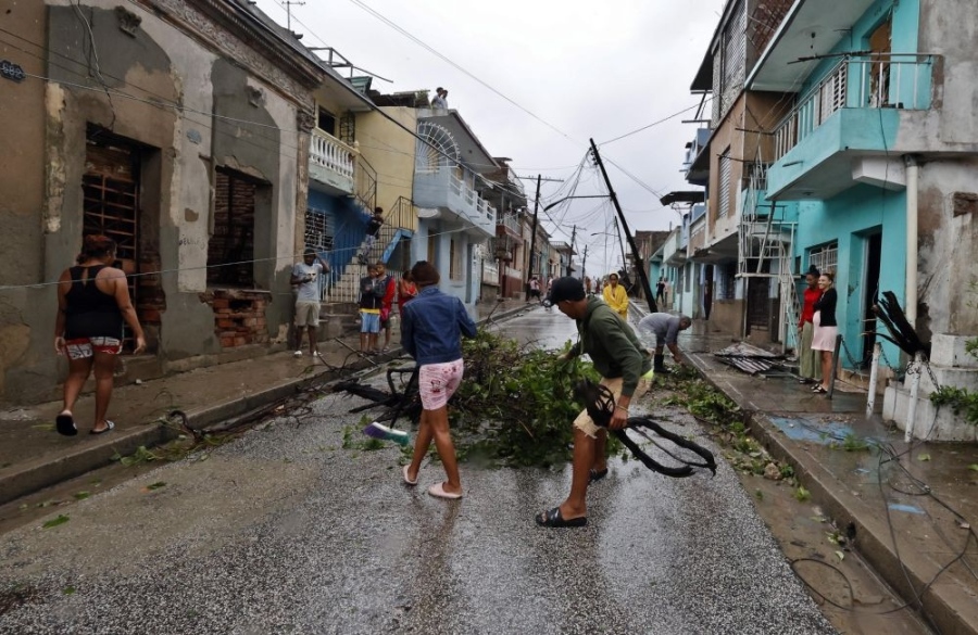 „Бурята на века“: Опустошителният ураган „Мелиса“ превърна рая в ад