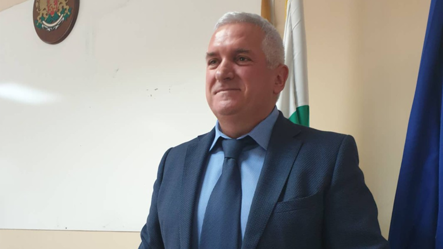 Поздрав от д-р Арбен Мименов, кмет на Община Сатовча по случай 1 ноември – Деня на народните будители