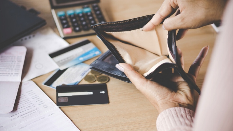 Евростат: България е сред държавите в ЕС с най-висок дял на работещи в риск от бедност