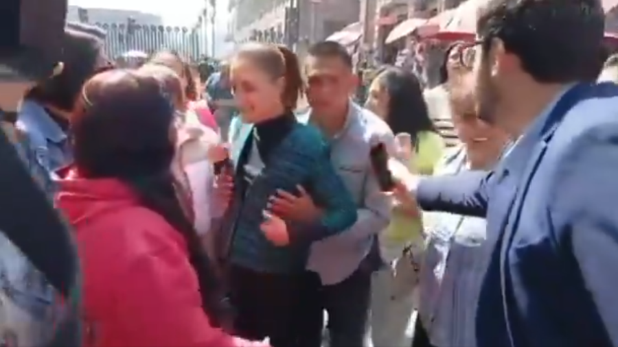 (Видео) Мъж започна да опипва и целува президента на Мексико Клаудия Шейнбаум