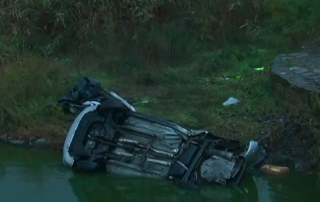 6 мигранти загинаха, колата им падна в езерото Вая след гонка с полицията от Китен до Бургас