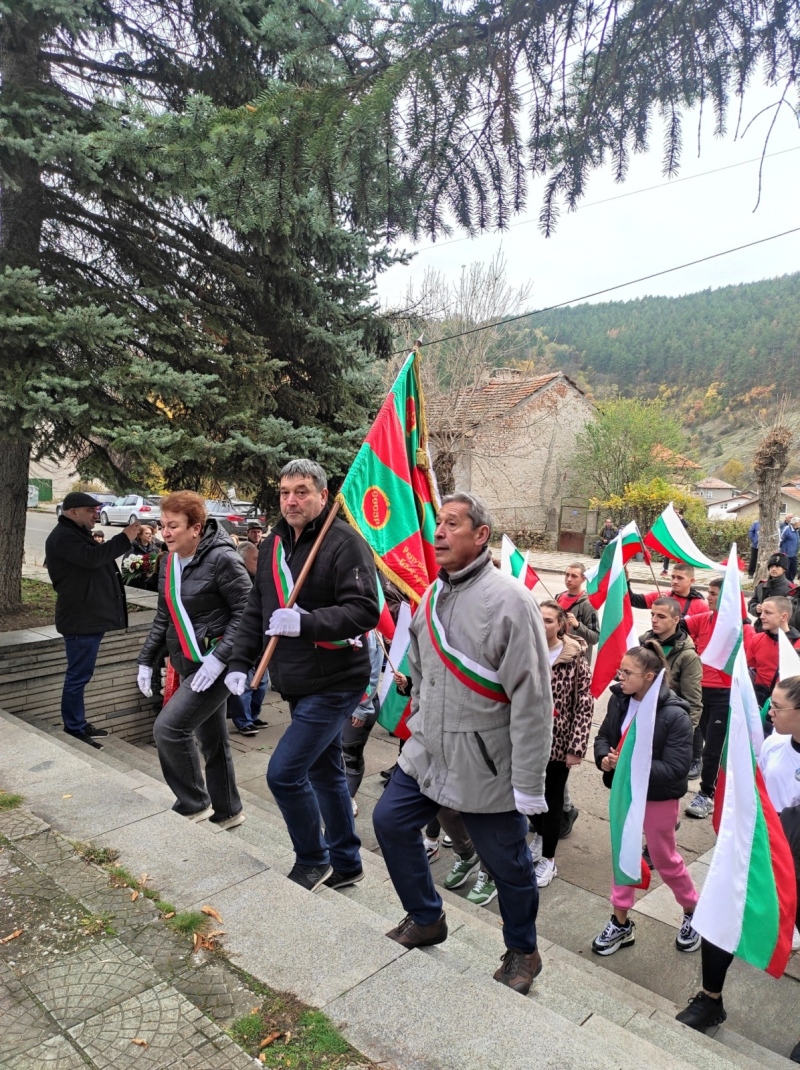 По стъпките на героите! Брезник отбеляза 140 г. от Сръбско-българската война с походи