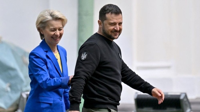 Европейската комисия обмисля общ дълг за страните-членки, с който да финансира Украйна