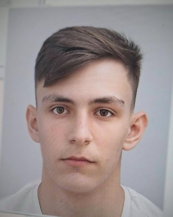 Полицията издирва 25-годишен мъж