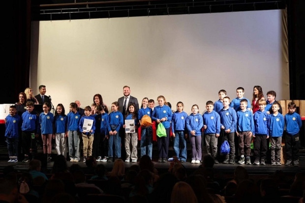 Ученици от Кюстендил сред победителите в \
