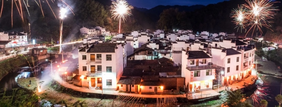 Ръст на цените за Нова година: Колко ще струва празникът у нас и в чужбина