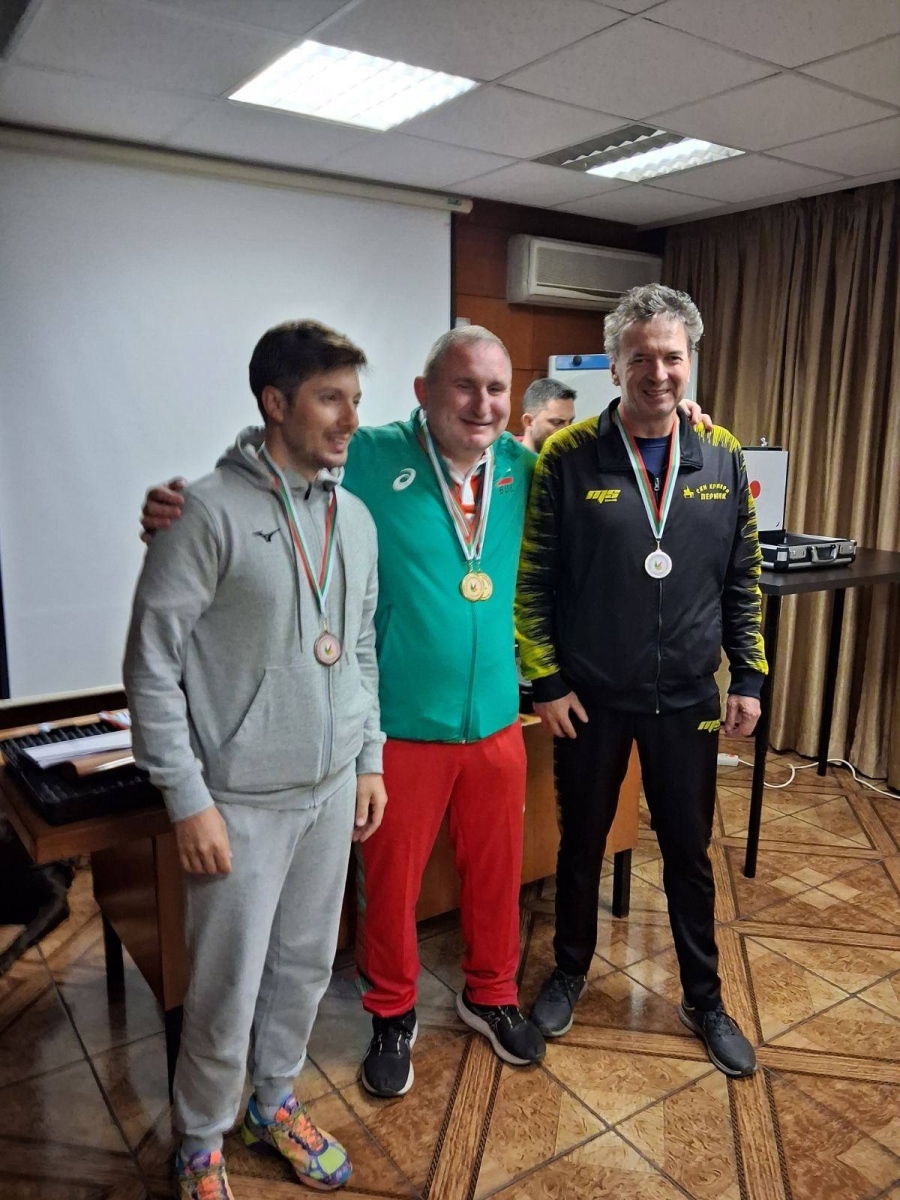 Румен Трендафилов донесе сребро за Перник на първо по рода си състезание по стрелба за незрящи