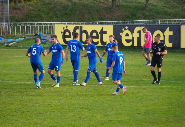 Уникално съвпадение: Славата досущ като сезон 2016/2017, в който спечели промоция за Втора лига