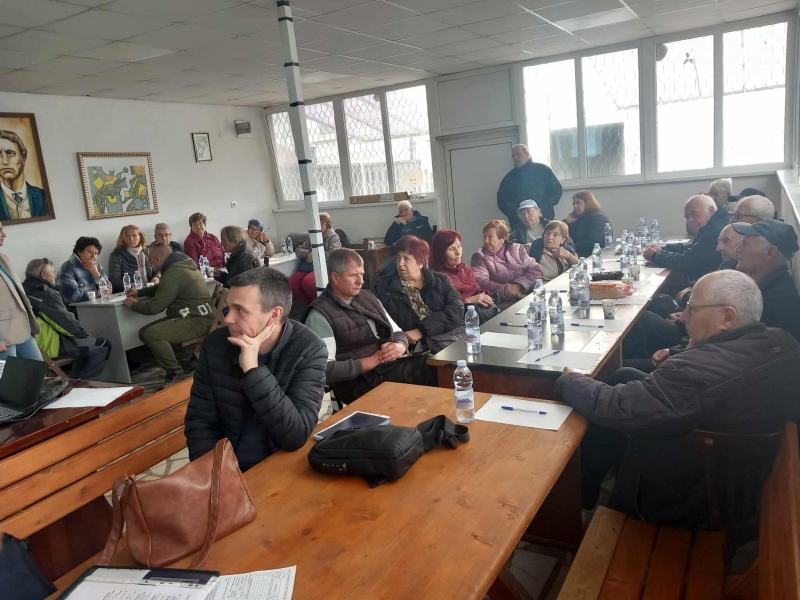 Експерти разясняваха правилата на биологичното земеделие в Яхиново