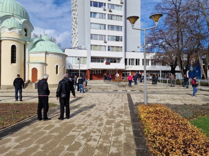 Референдум срещу \