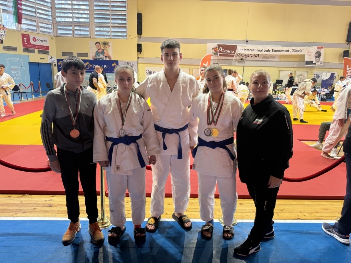 Джудисти на „Велбъжд” - Кюстендил обраха 11 медала от международен турнир