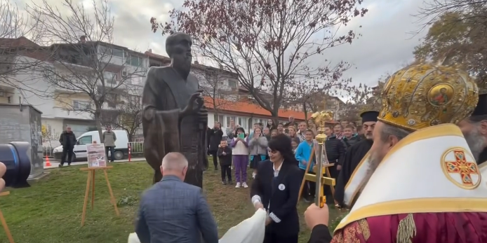 Първо ОУ „Св. Климент Охридски“ в Сандански празнува 150 години с откриване на паметник и капсула на времето