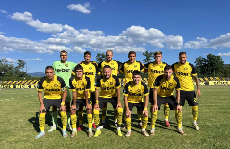 Миньор изпусна трите точки в Петрич