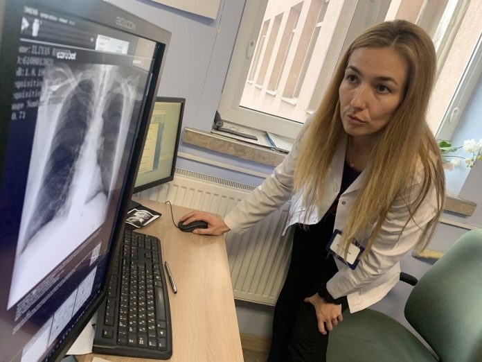 Изкуствен интелект прави масов скрининг за белодробни болести в Перник