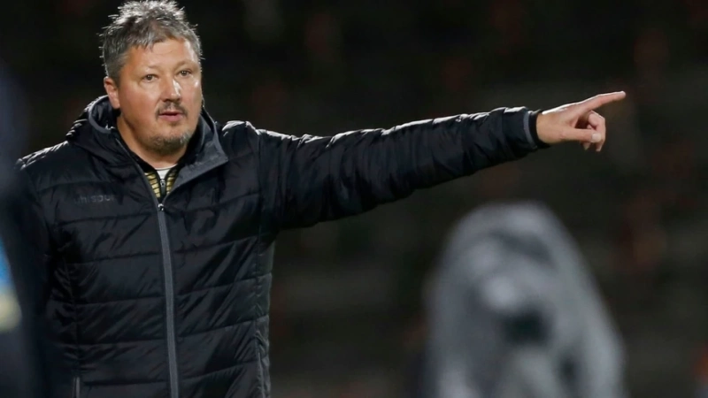 България се моли за Любо Пенев! Футболната легенда е настанен в германска болница в критично състояние