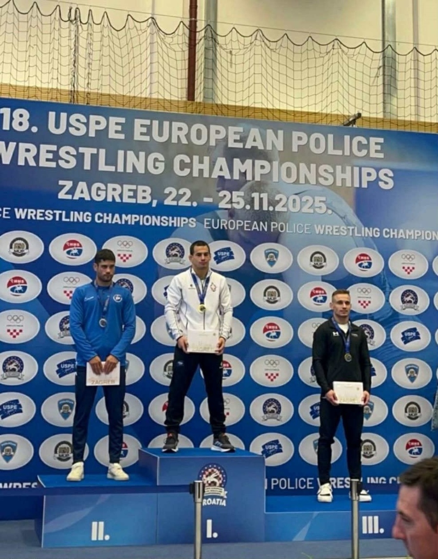 Гордост за Бобов дол! Пожарникарят Августин Спасов е първенец на Европейското първенство по борба в Загреб