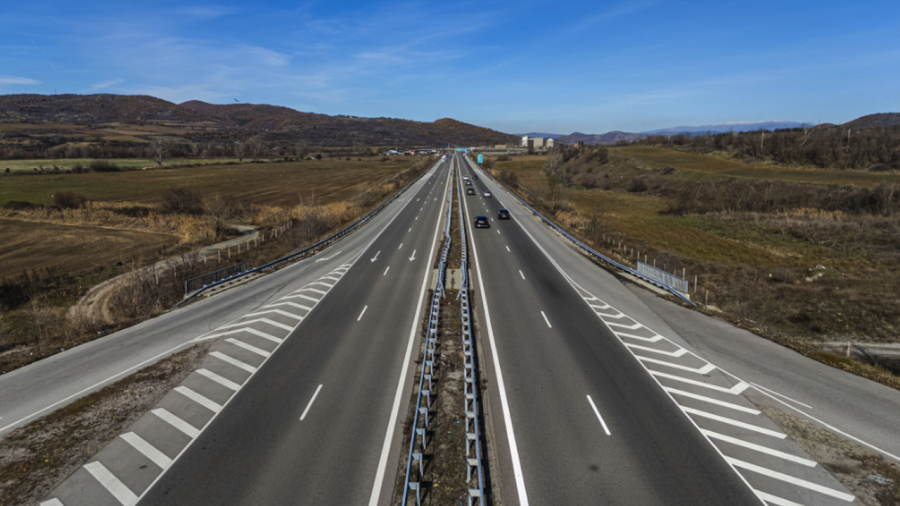 От днес до 10 декември се въвежда промяна в организацията на движението в участък от магистрала \