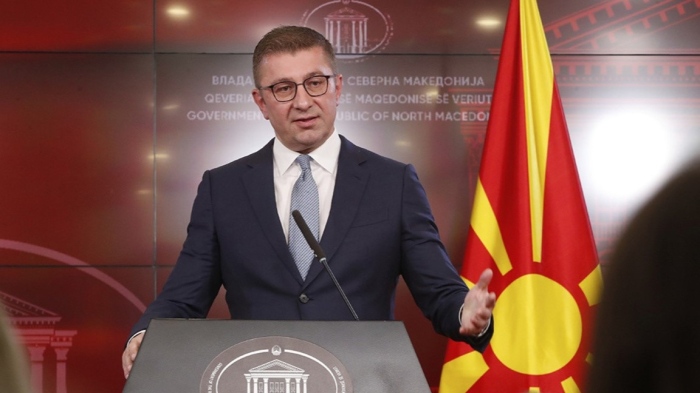 Мицкоски: Националната идентичност не е предмет на преговори
