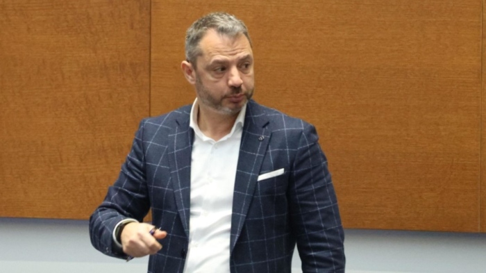 Делян Добрев: Ремонтът на бюджета не е за сметка на социалните придобивки