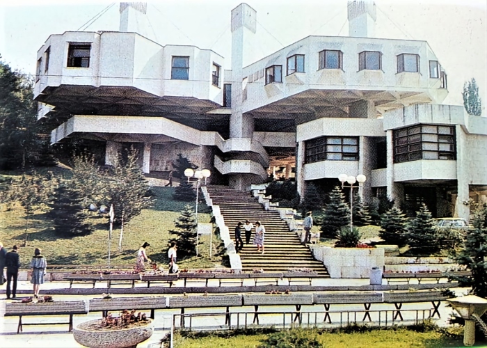 Почина първият директор на Младежкия дом в Дупница