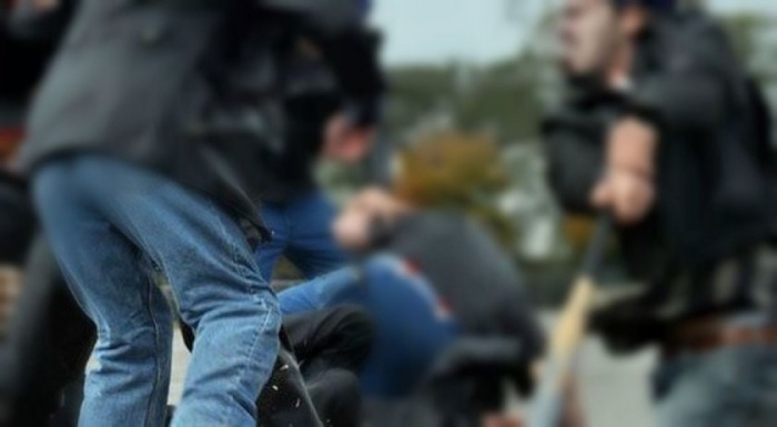 Парични глоби за хулигани от Кюстендил, сбили се и се плюли пред дискотека  