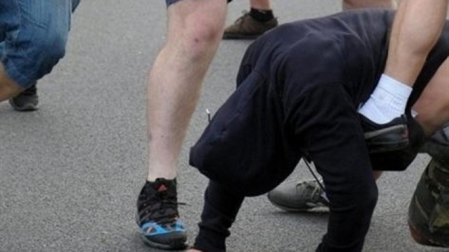 64-годишен мъж пострада в опит да спре бой между младежи в Кюстендил