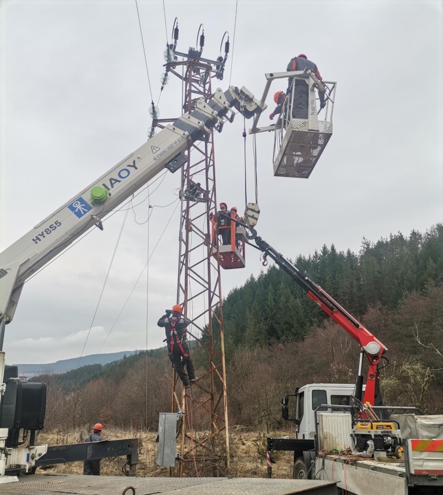 ЕРМ Запад инвестира 600 000 лева за по-добро електрозахранване на кюстендилското село Слокощица