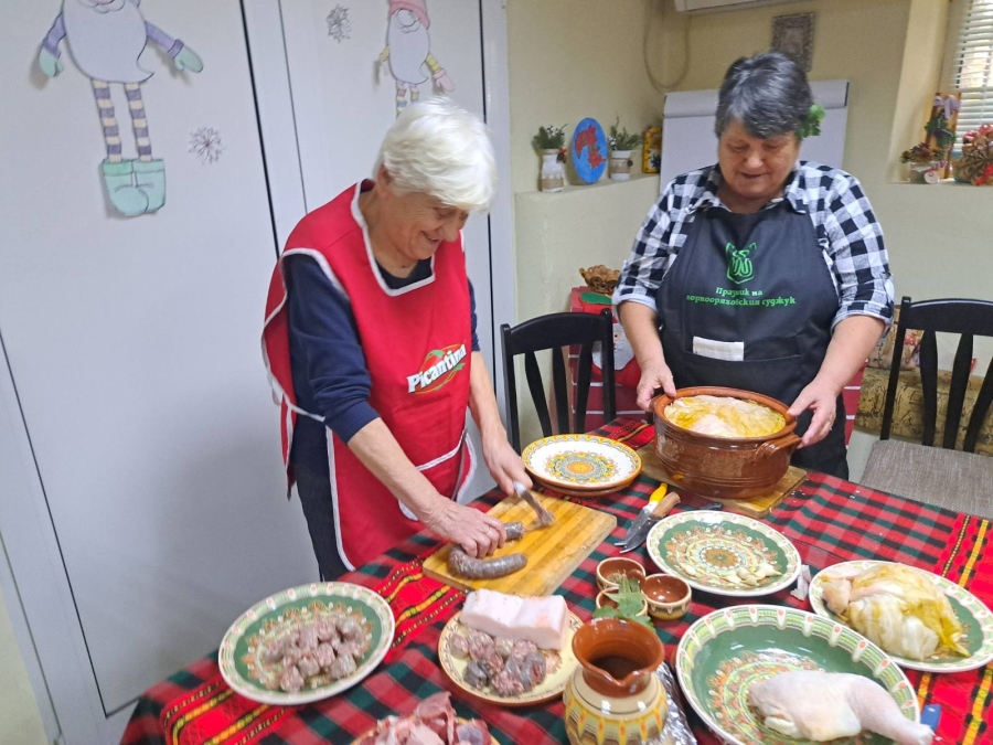 Бабите от „Втора младост“  разкриха тайните на разложката капама