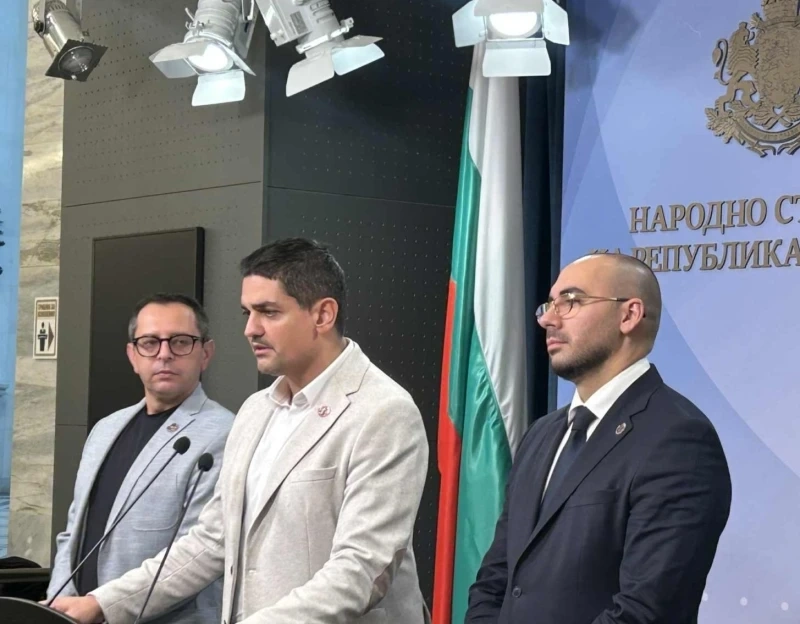 Радостин Василев: Приемаме действието на Желязков като провокация и отмъщение спрямо гражданите