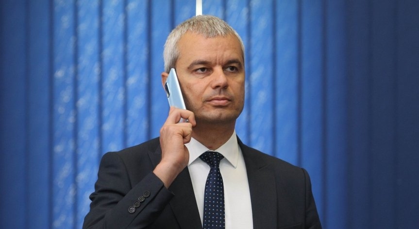 Костадинов: Няма вариант да подкрепим ново правителство в този парламент