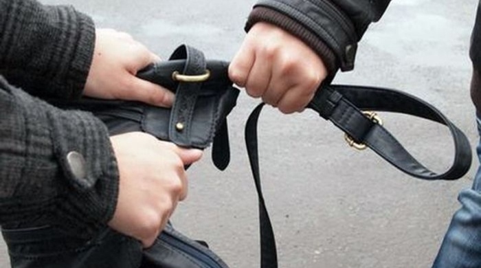 Жена от Петрич стана жертва на уличен грабеж, има задържан